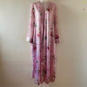 VINTAGE PASTEL PINK FLORAL ROSE DUSTER ROBE WITH SHEER SLEEVES